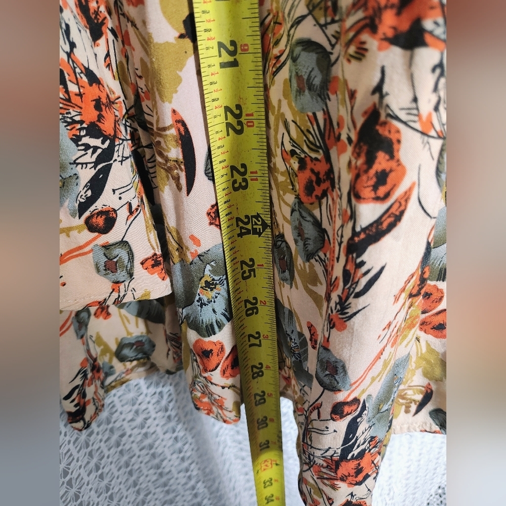 Umgee Multicolor Patterned Garment - image 8